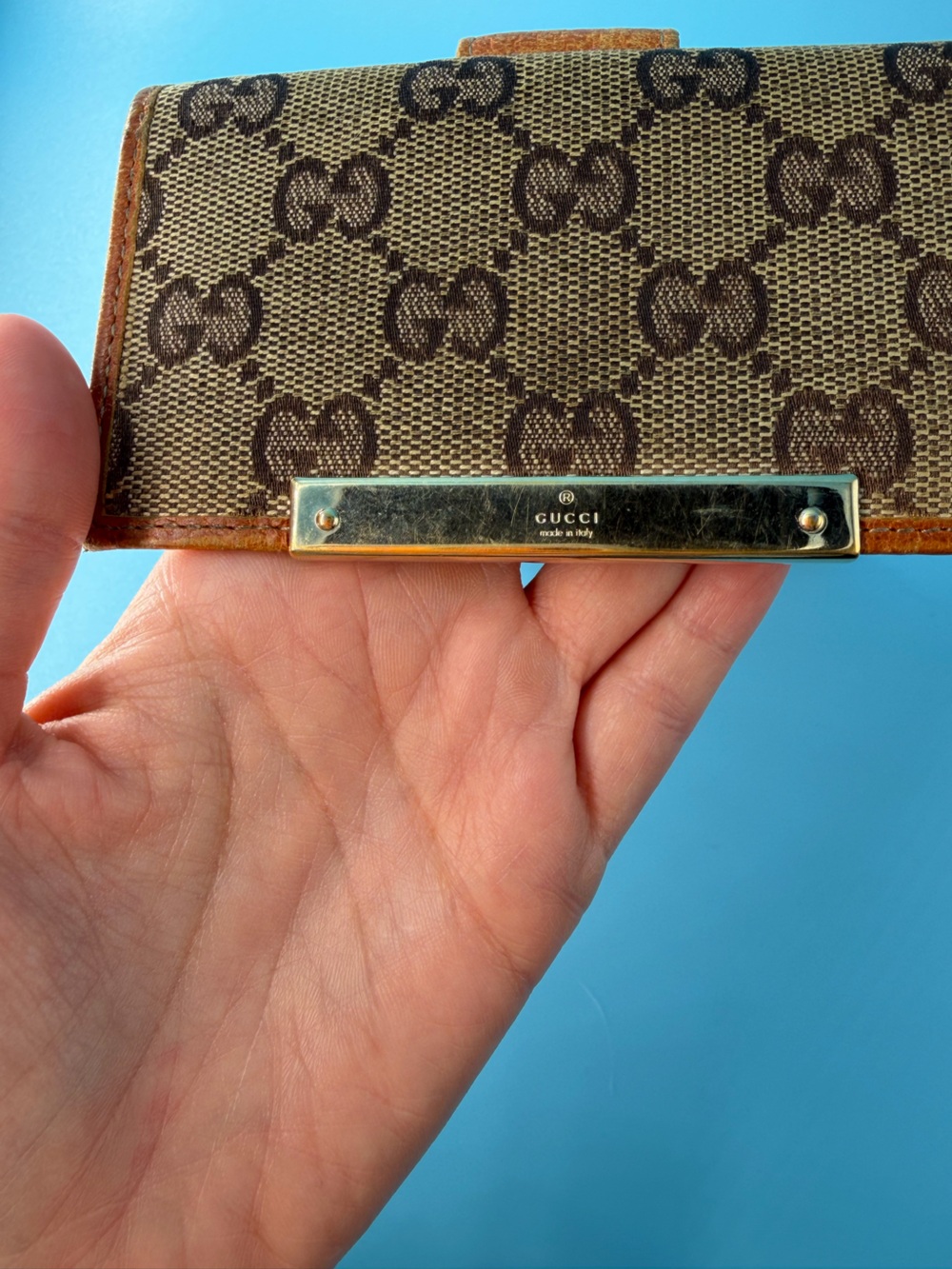 Gucci Compact Monogram Wallet Snap Canvas Silver Hardware Bifold - Picture 9 of 11